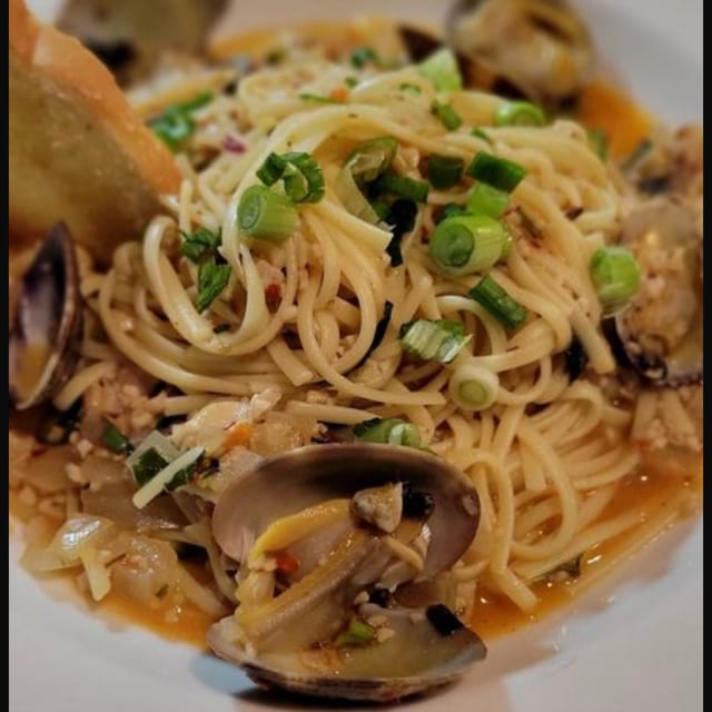 Linguini & Clams