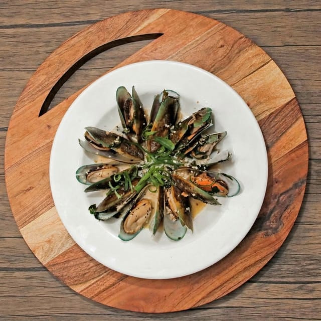 Steamed Mussels